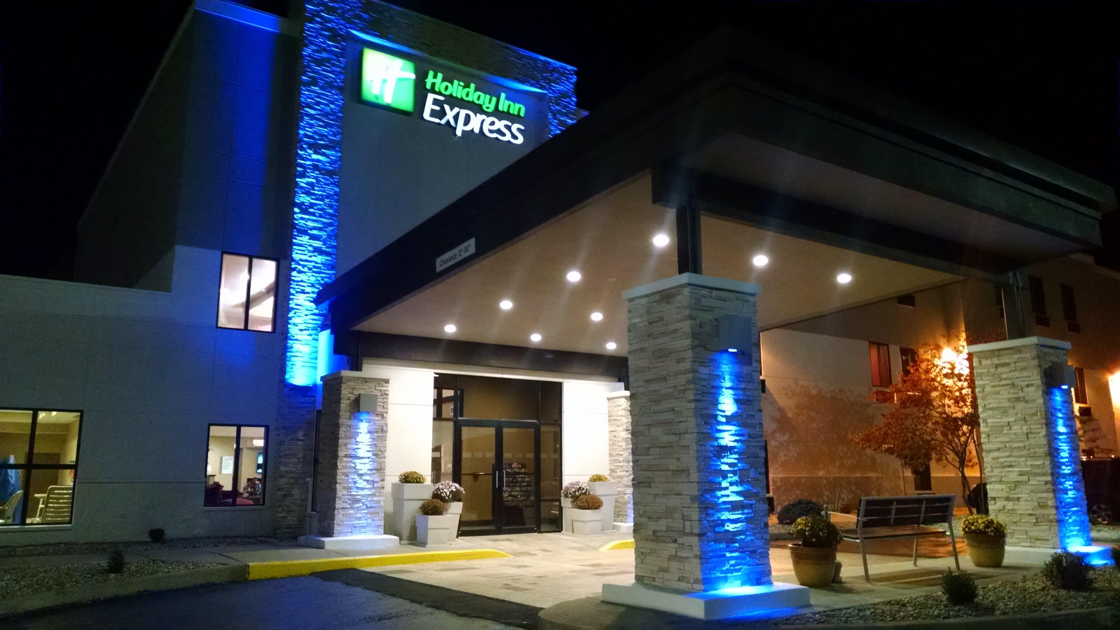 Holiday Inn Express Cloverdale - Greencastle By Ihg מראה חיצוני תמונה